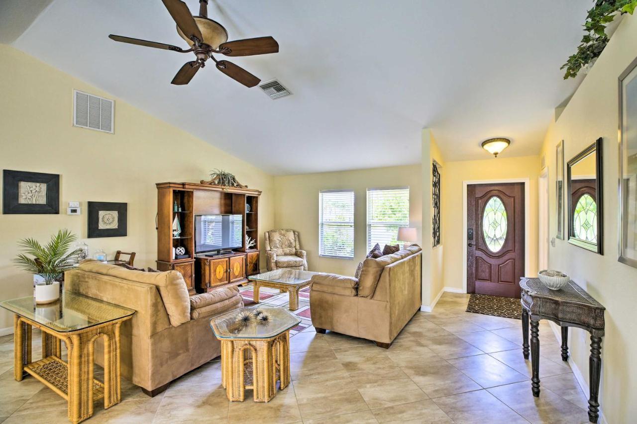 Cape Coral Canalfront Home With Pool And Dock Экстерьер фото