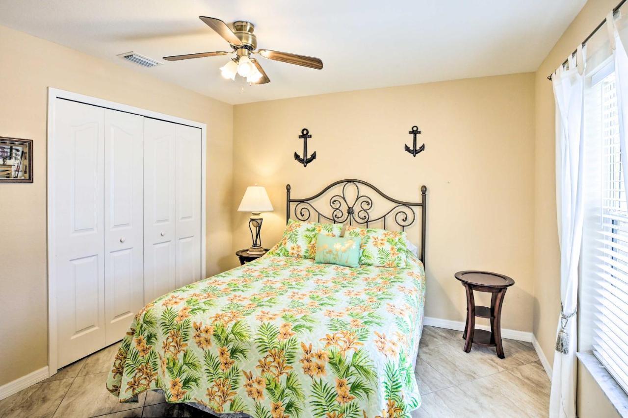 Cape Coral Canalfront Home With Pool And Dock Экстерьер фото